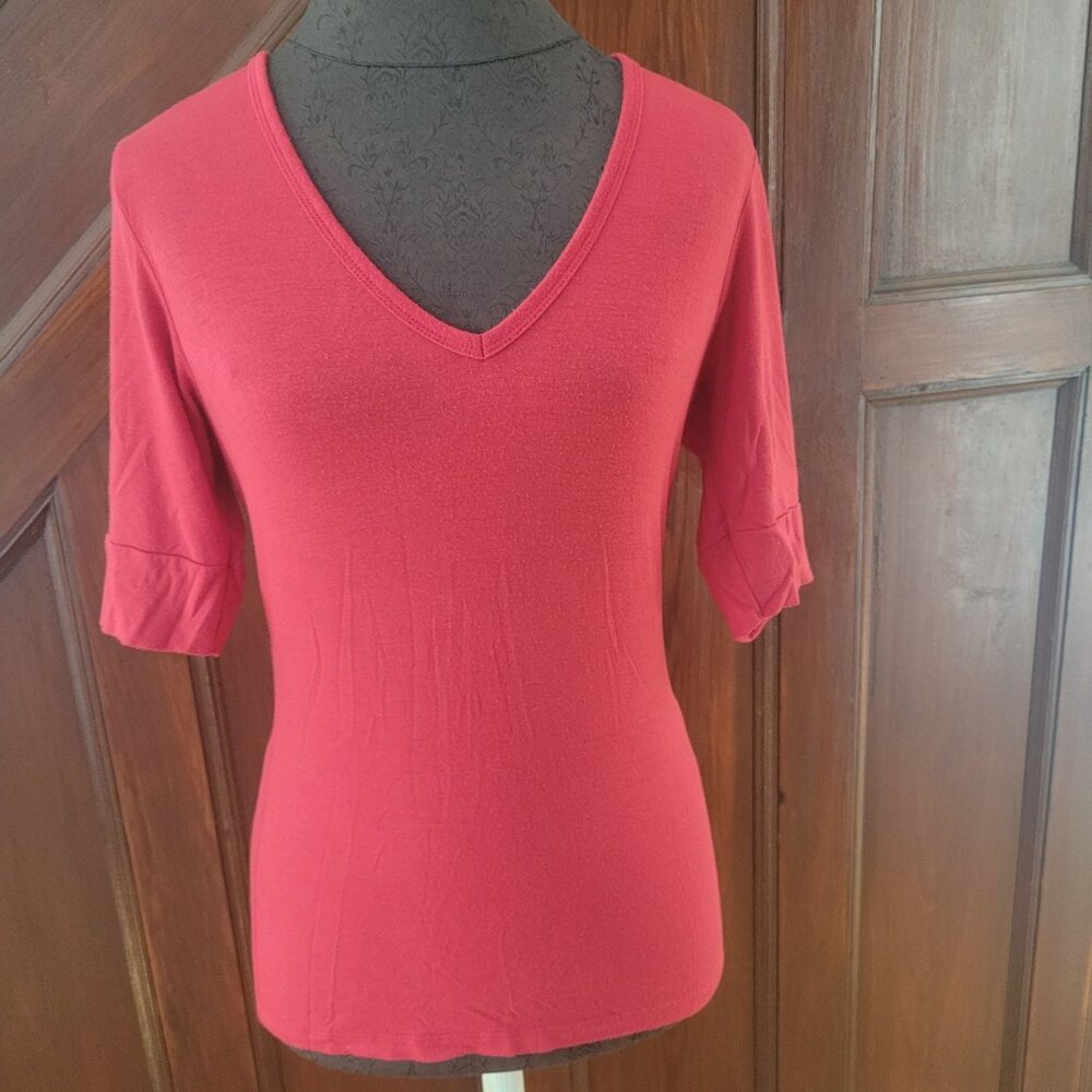 Banana Republic Womens Red Stretch V-Neck T-Shirt Size S